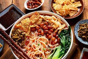 一碗家乡味，一份浓情味（一碗家乡味，一份浓情味）