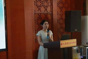 陪伴我的老师（我与老师的故事）