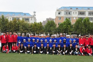 初中生活的乐趣——我的班级团结友爱