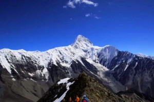 难忘的登山之旅——挑战极限，迎接自我