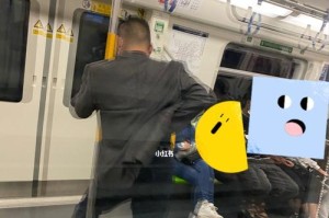 地铁之旅（坐地铁，感受城市的脉搏）