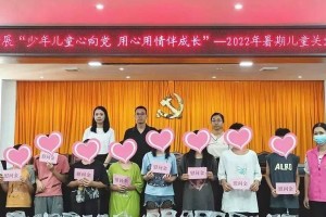 勇气与智慧的碰撞（一名服务员的成长之路）