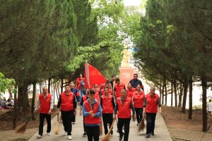 我为雷锋骄傲（弘扬雷锋精神，践行社会责任）