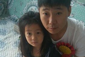 嘴边的父爱（一位父亲为了儿子改变自己）