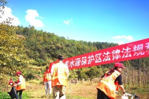 爱河，爱生态（一位普普通通的村民带领大家保护河流环境）