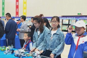 科技之光照亮未来（科技之光照亮未来）