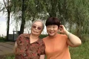 岁月的恩赐——母亲的爱（用心呵护，陪伴成长；温暖滋养，关爱无限。）